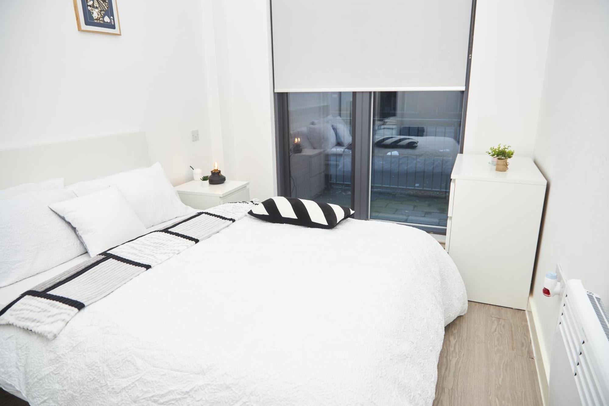 Obi'S House&Suites - Luxury 2Bed Duplex Apartment With Balcony แมนเชสเตอร์ ภายนอก รูปภาพ
